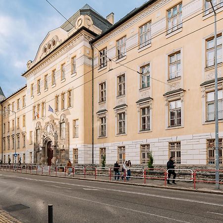Skau 2 Old Town Family & Business Apartment 2 Floor Free Parking Bratislava Eksteriør billede