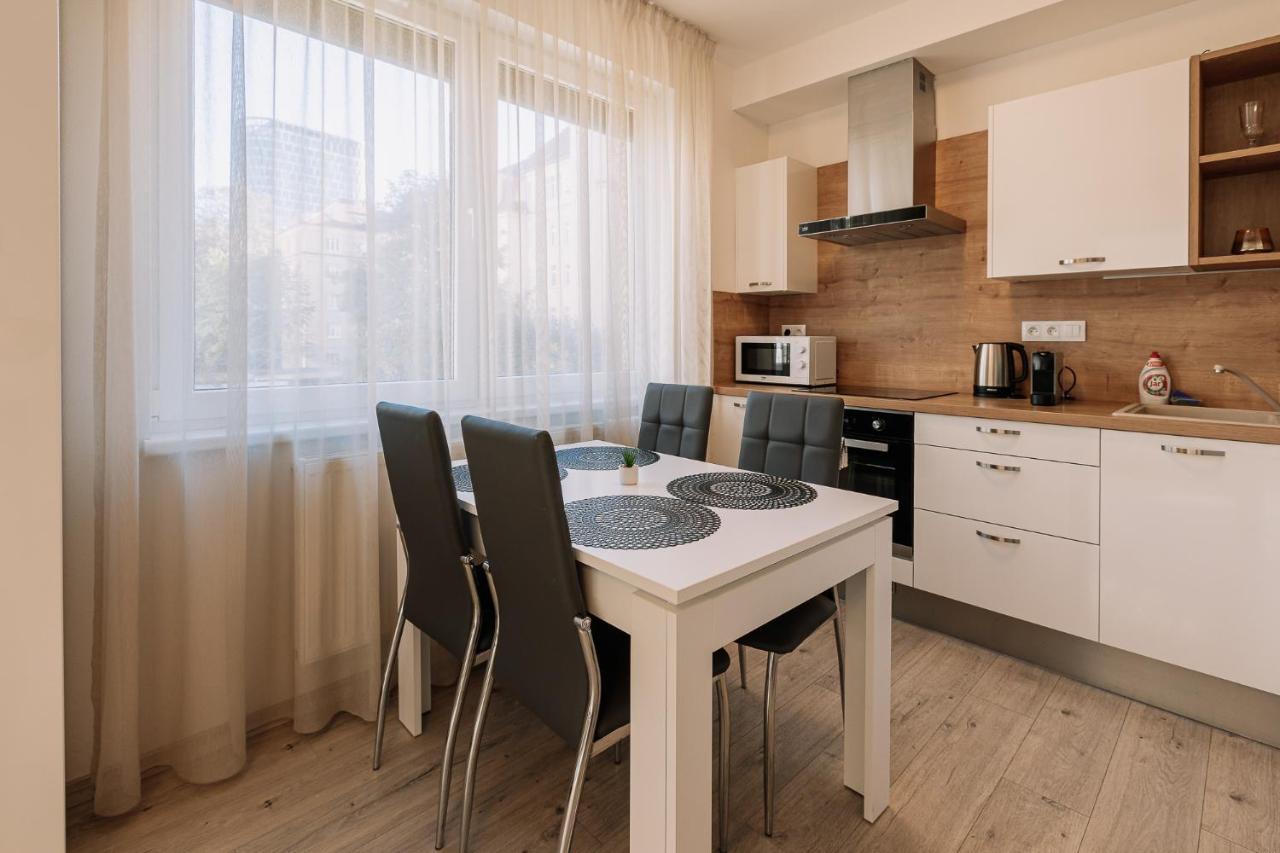 Skau 2 Old Town Family & Business Apartment 2 Floor Free Parking Bratislava Eksteriør billede