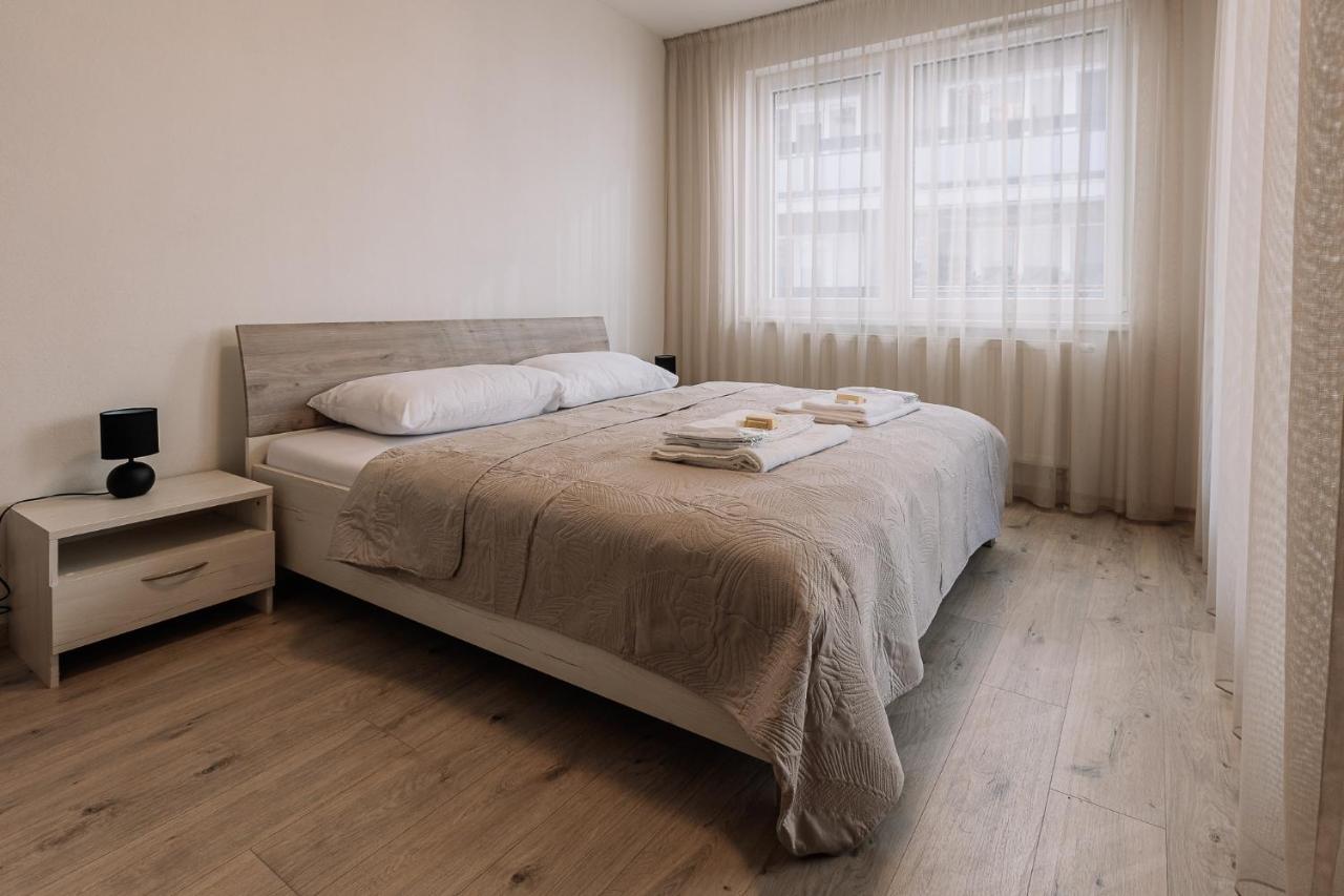 Skau 2 Old Town Family & Business Apartment 2 Floor Free Parking Bratislava Eksteriør billede