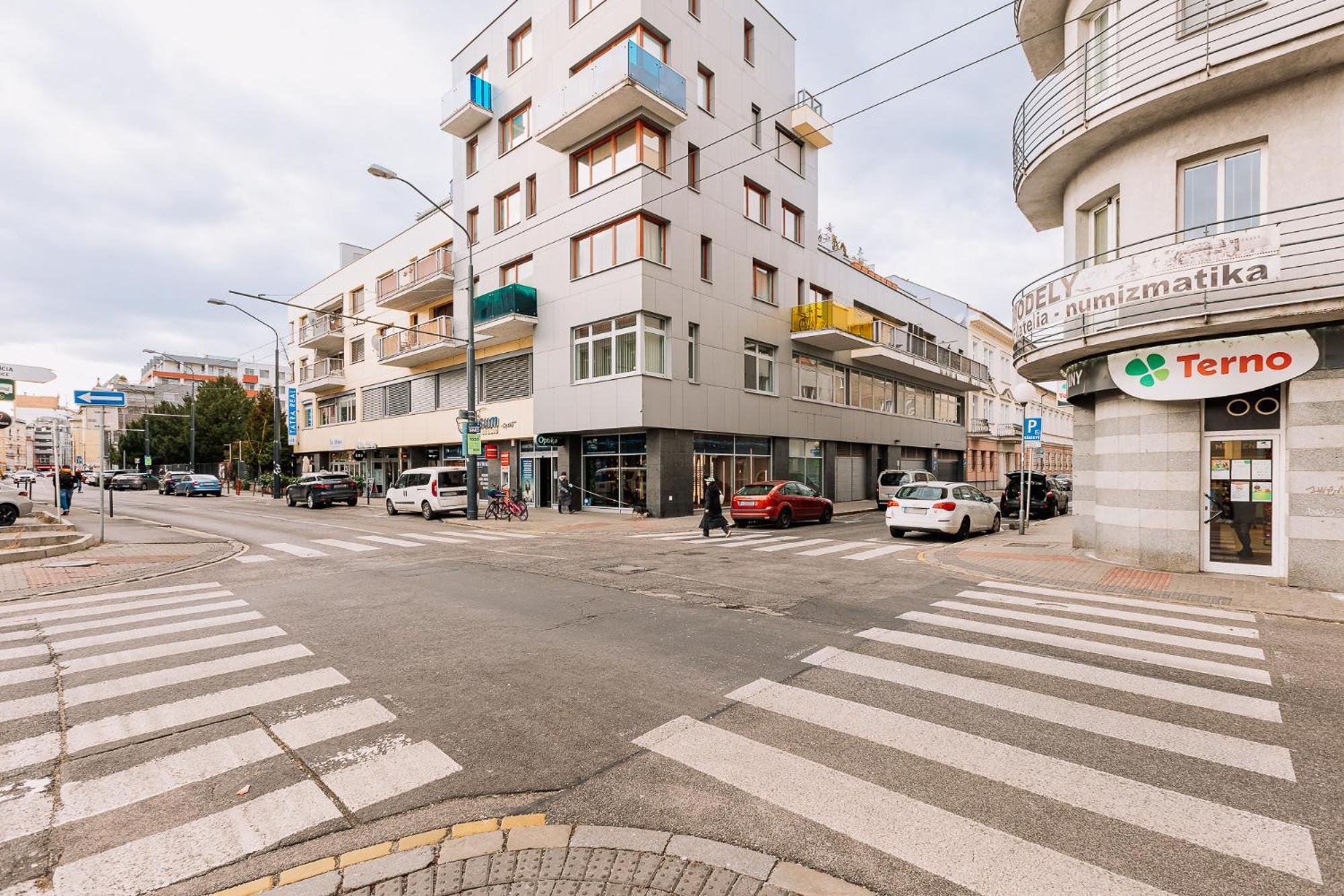 Skau 2 Old Town Family & Business Apartment 2 Floor Free Parking Bratislava Eksteriør billede